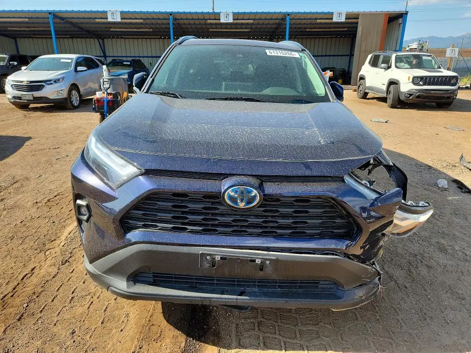 2022 TOYOTA RAV4 XLE PREMIUM  