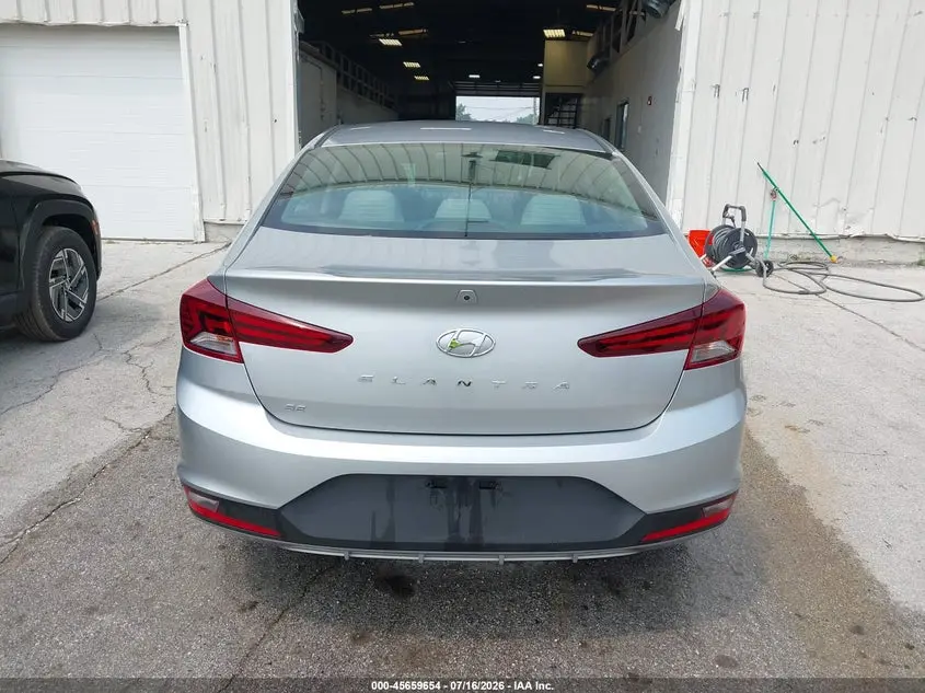 2020 HYUNDAI ELANTRA SE