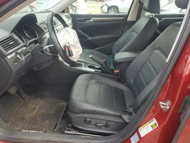 2018 VOLKSWAGEN PASSAT SE  