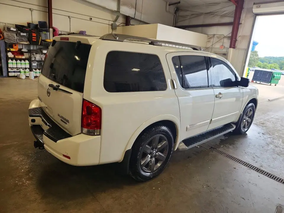 2014 NISSAN ARMADA SV  