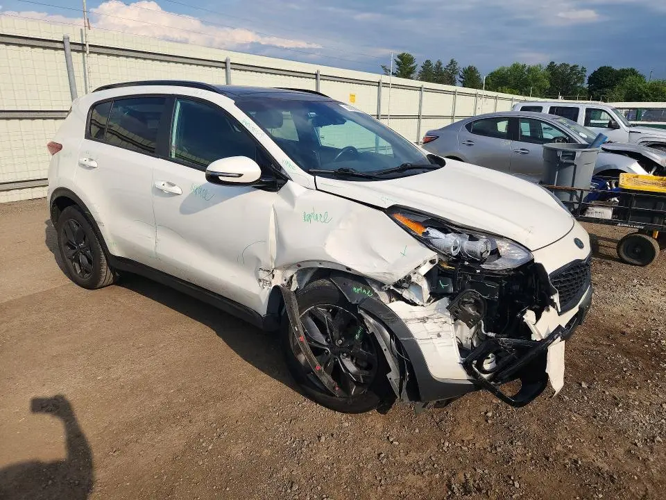 2022 KIA SPORTAGE S  