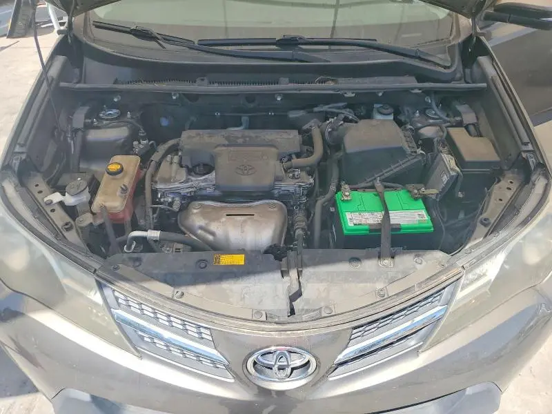 2013 TOYOTA RAV4 XLE  