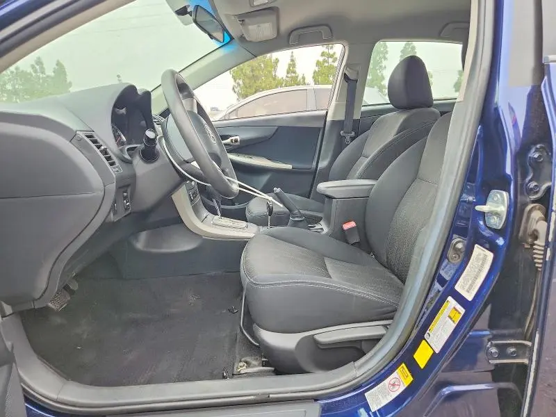 2013 TOYOTA COROLLA S  