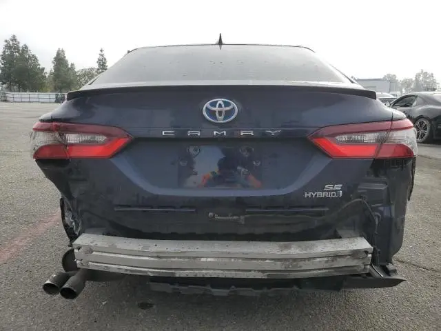 2021 TOYOTA CAMRY SE  