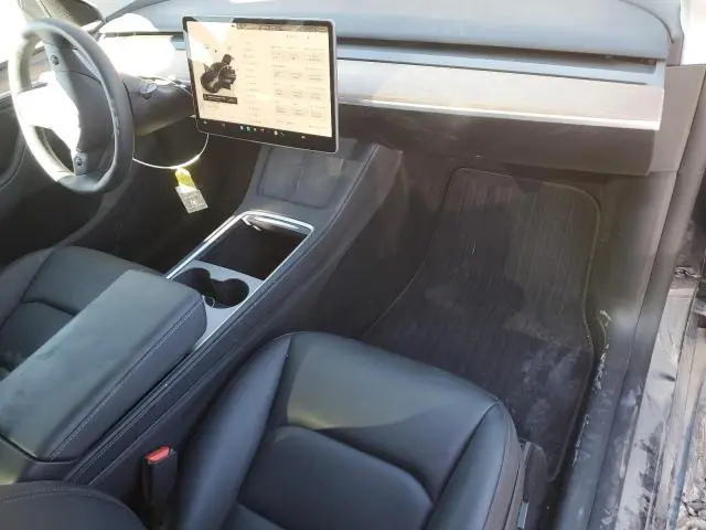 2025 TESLA MODEL Y   