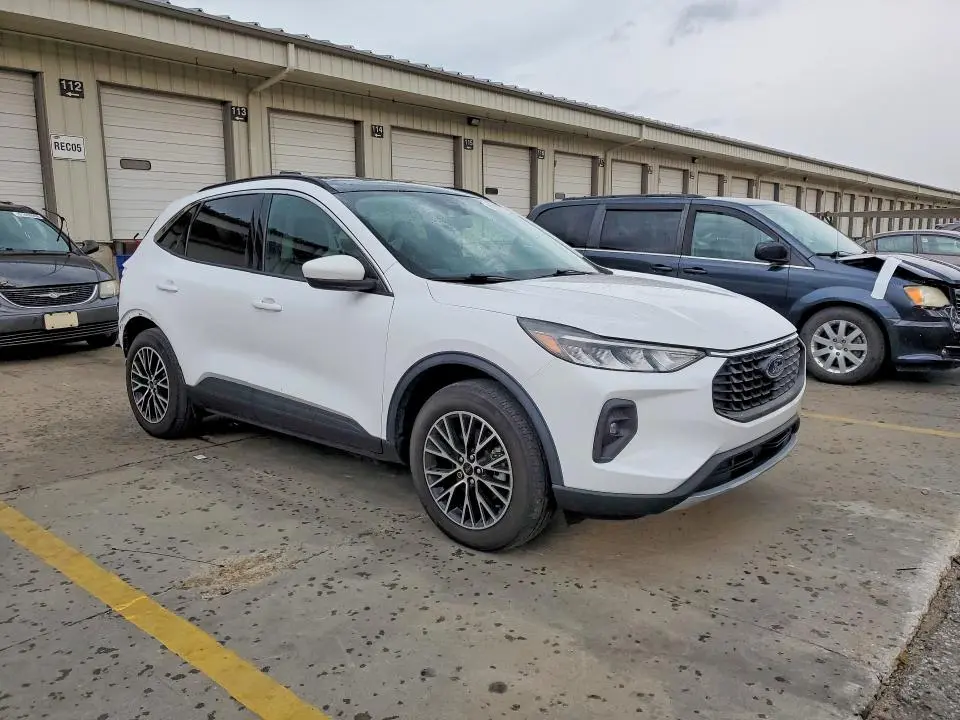 2023 FORD ESCAPE   