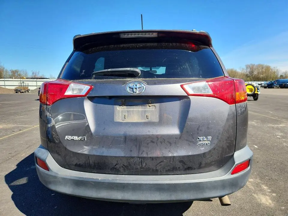 2013 TOYOTA RAV4 XLE  