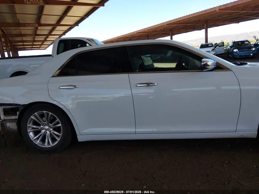 2015 CHRYSLER 300C  