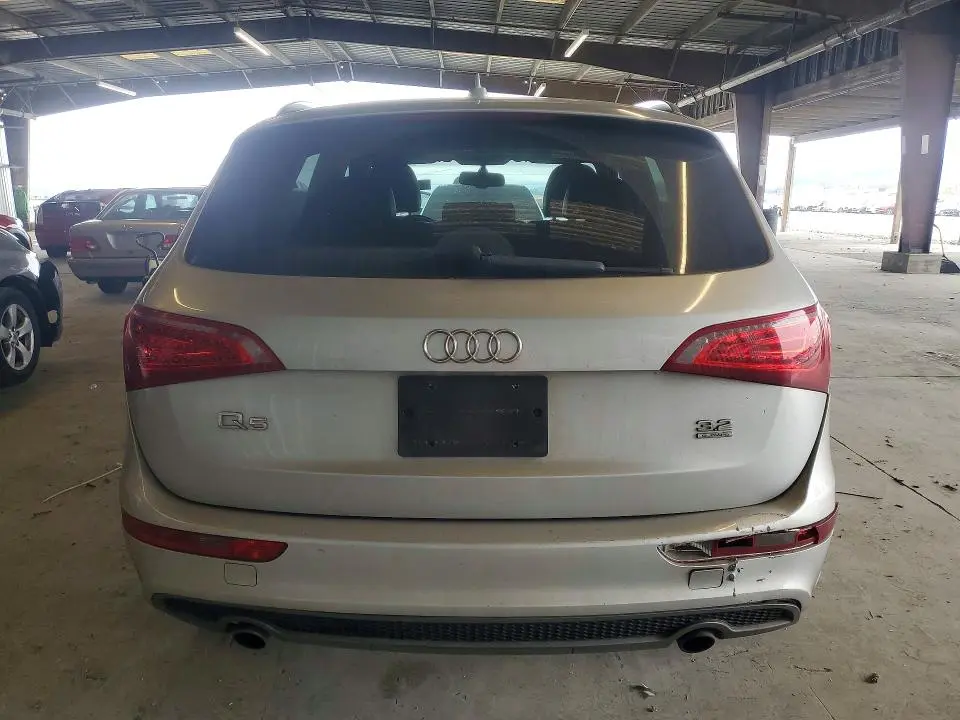 2011 AUDI Q5 PREMIUM PLUS  