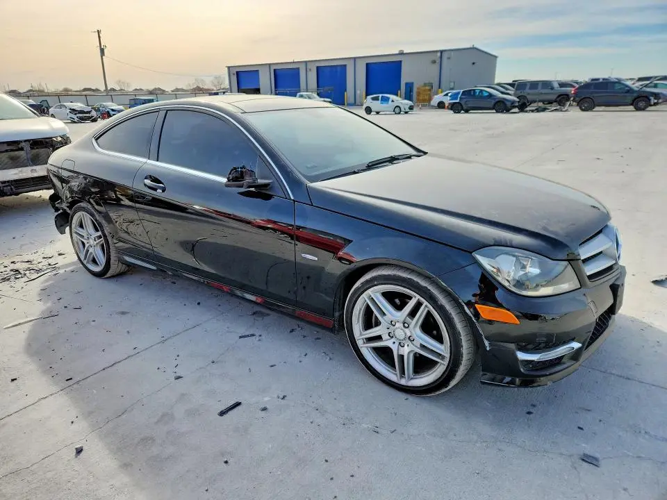 2012 MERCEDES-BENZ C 250  