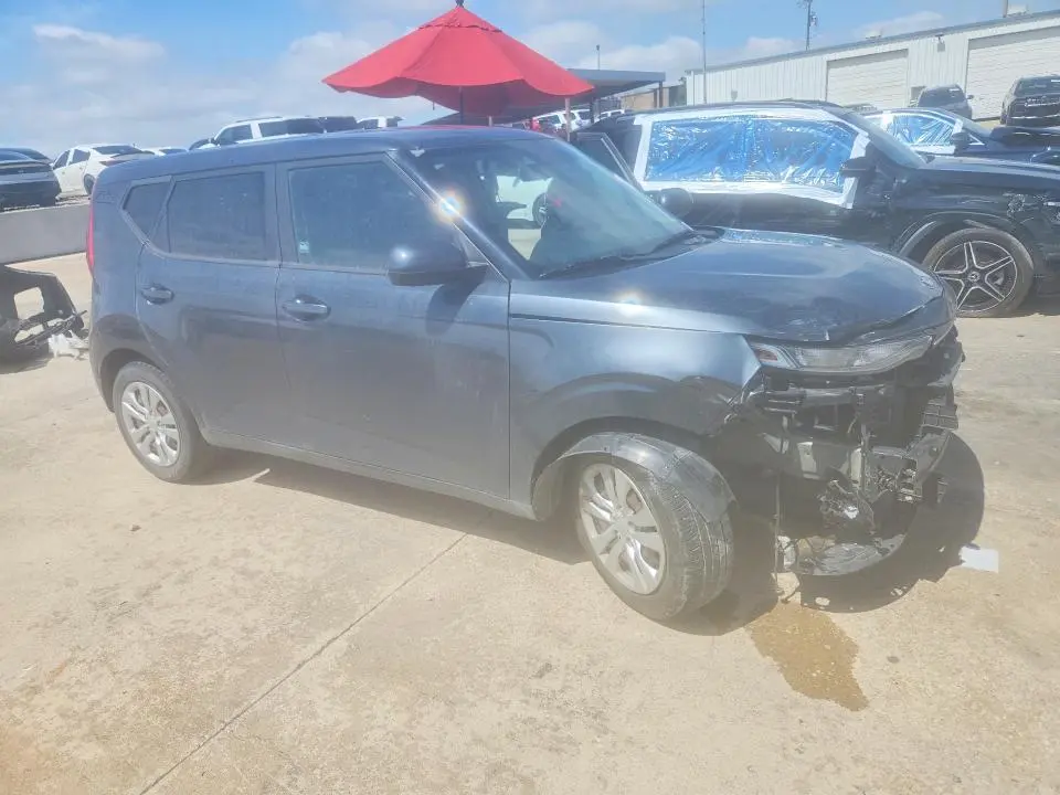 2020 KIA SOUL LX  