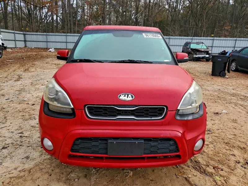 2013 KIA SOUL +  