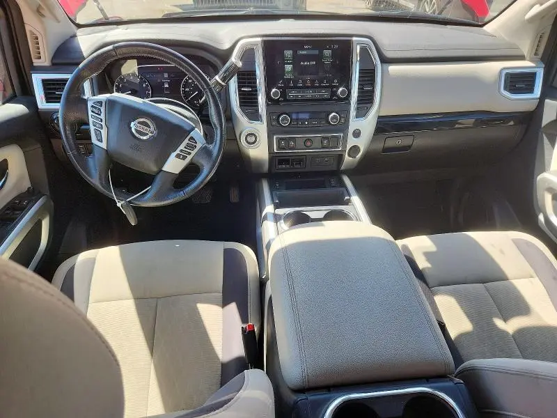 2021 NISSAN TITAN SV  