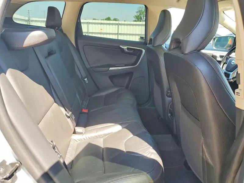 2012 VOLVO XC60 3.2  