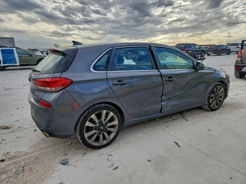 2018 HYUNDAI ELANTRA GT SPORT  