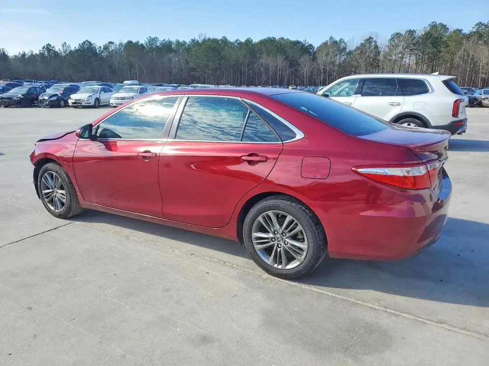 2016 TOYOTA CAMRY LE  