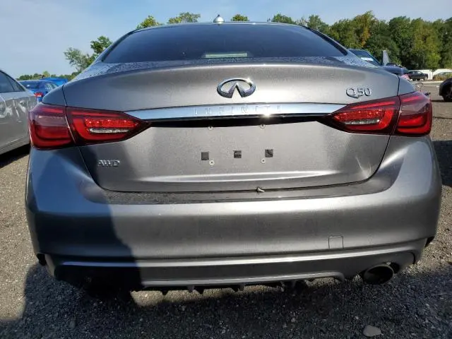 2018 INFINITI Q50 LUXE  