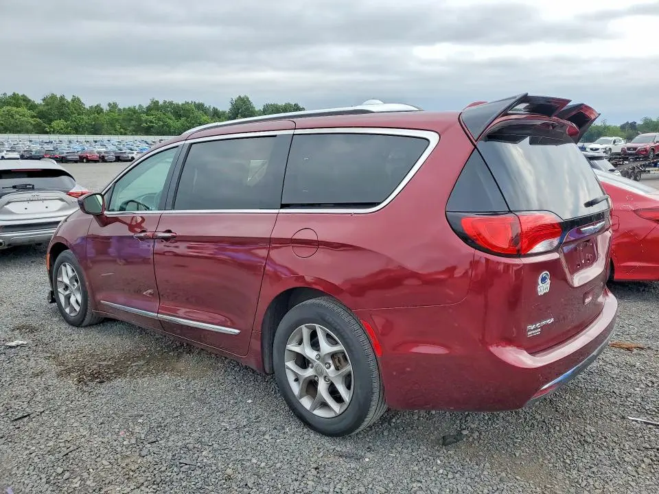 2018 CHRYSLER PACIFICA TOURING L PLUS  