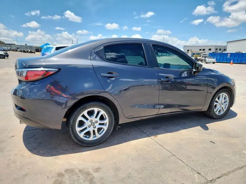 2018 TOYOTA YARIS IA   