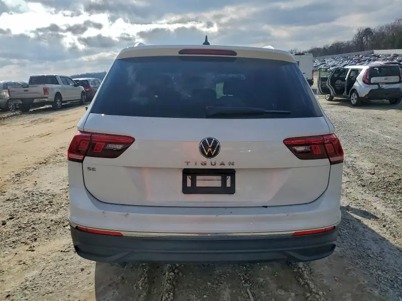 2023 VOLKSWAGEN TIGUAN SE  