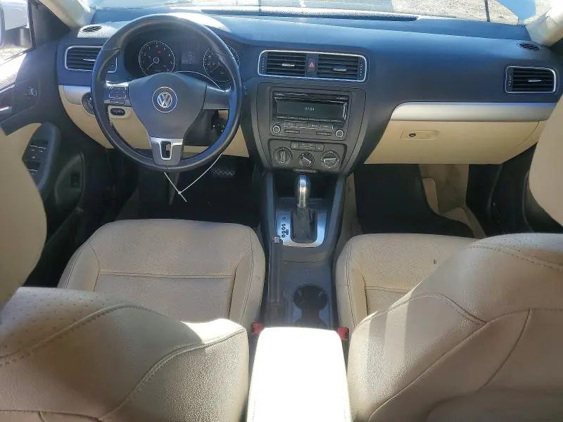 2014 VOLKSWAGEN JETTA SE  