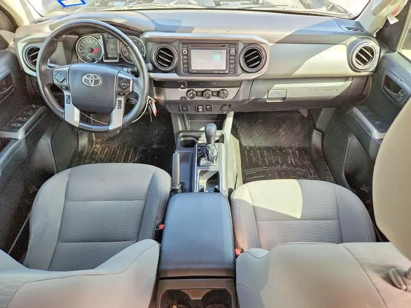 2019 TOYOTA TACOMA SR5 V6  