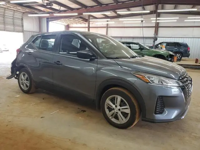 2022 NISSAN KICKS S  