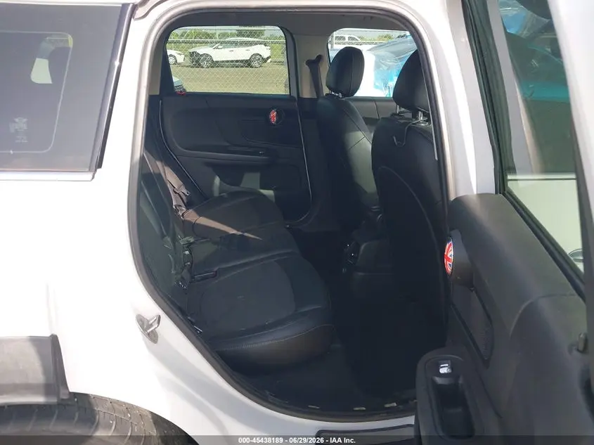 2018 MINI COUNTRYMAN COOPER
