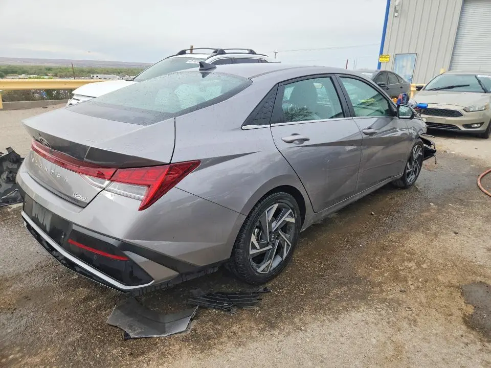 2024 HYUNDAI ELANTRA LIMITED  