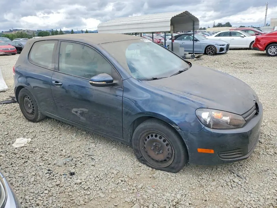 2010 VOLKSWAGEN GOLF   