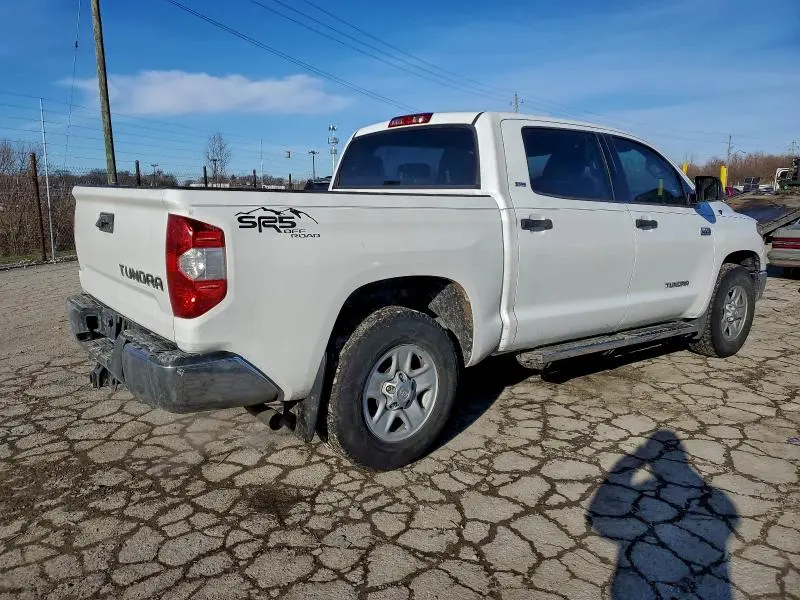 2019 TOYOTA TUNDRA CREWMAX SR5  