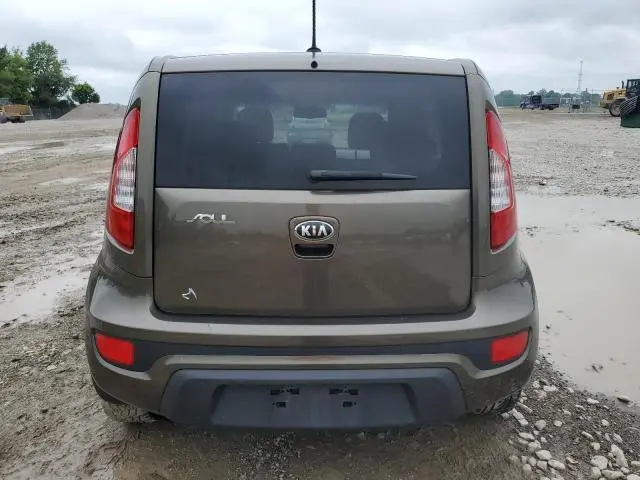 2013 KIA SOUL +  