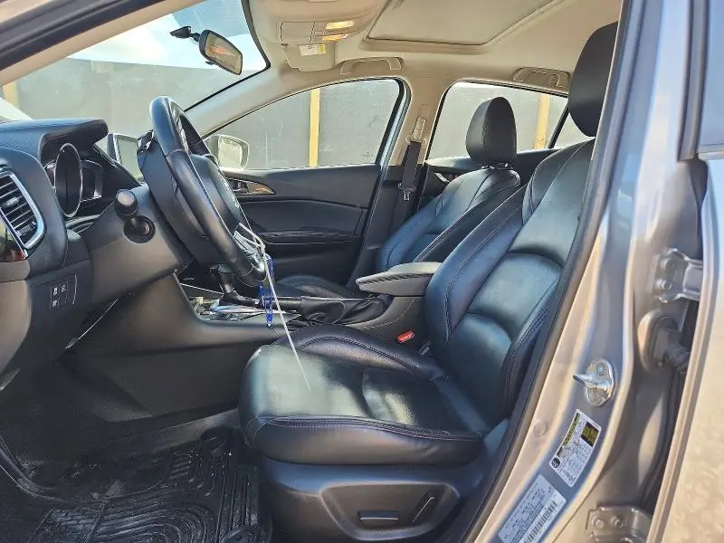 2015 MAZDA 3 TOURING  