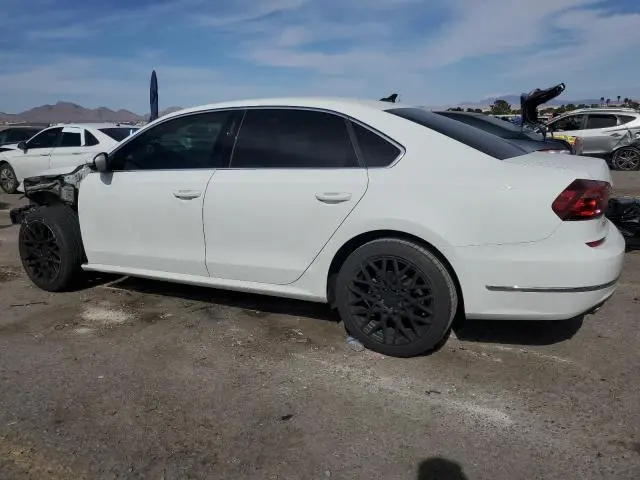 2018 VOLKSWAGEN PASSAT SE  