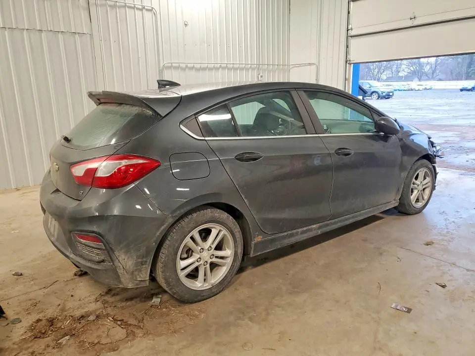 2017 CHEVROLET CRUZE LT  