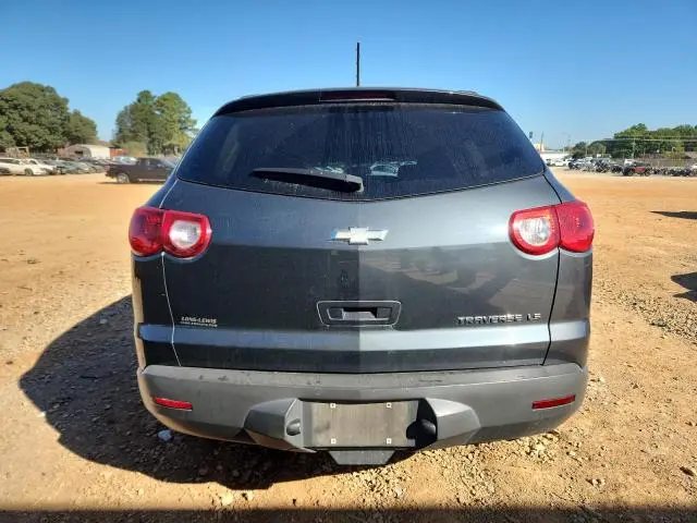 2010 CHEVROLET TRAVERSE LS  