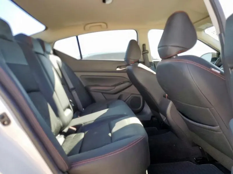 2024 NISSAN ALTIMA SR  