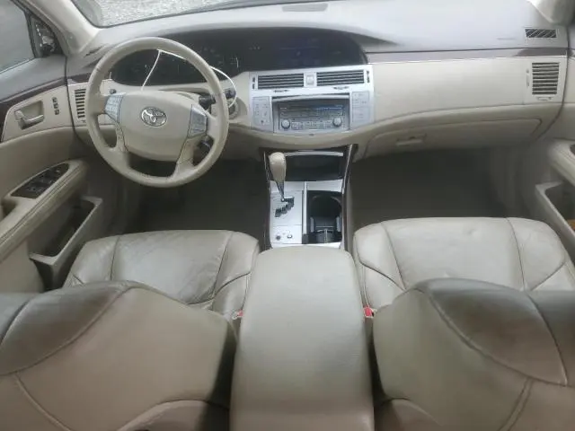 2010 TOYOTA AVALON XL  