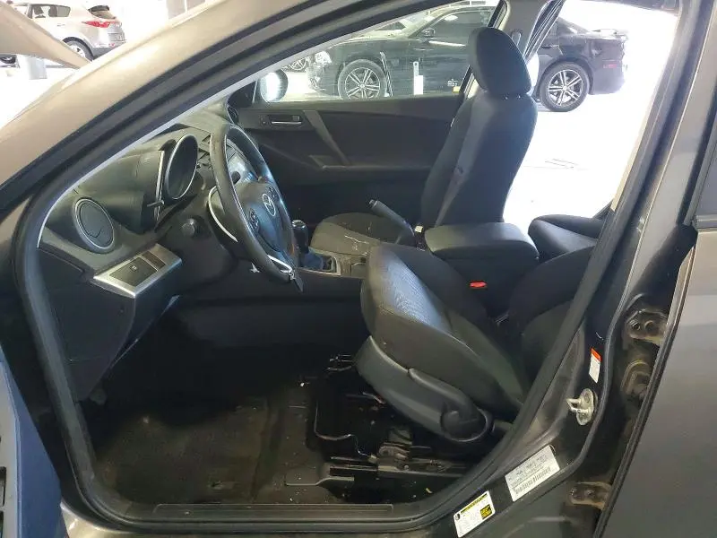2010 MAZDA 3 I  