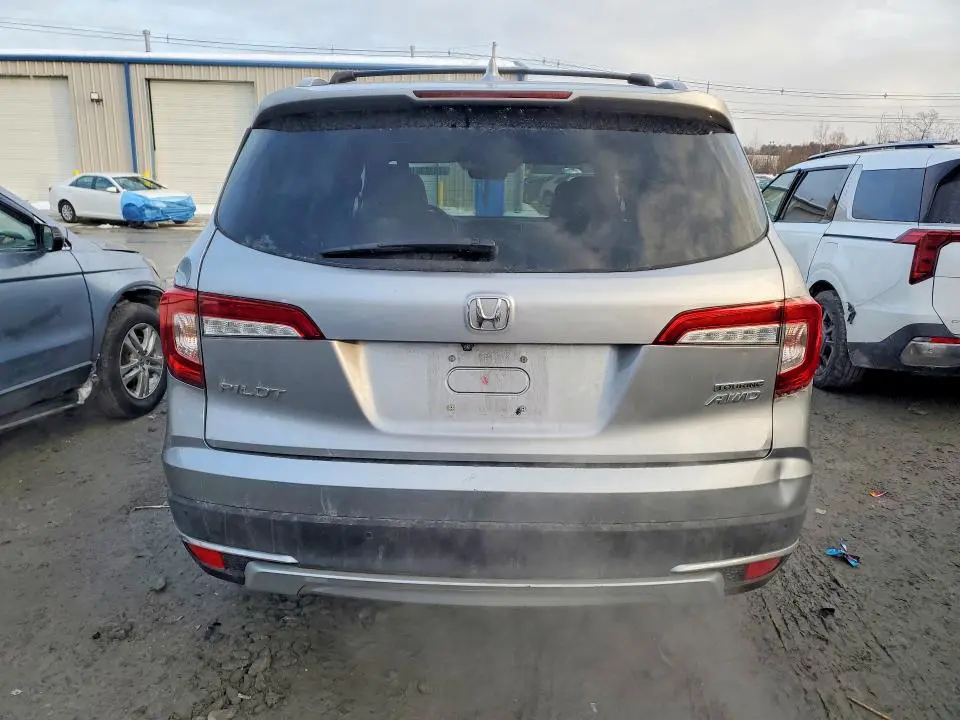 2019 HONDA PILOT TOURING  