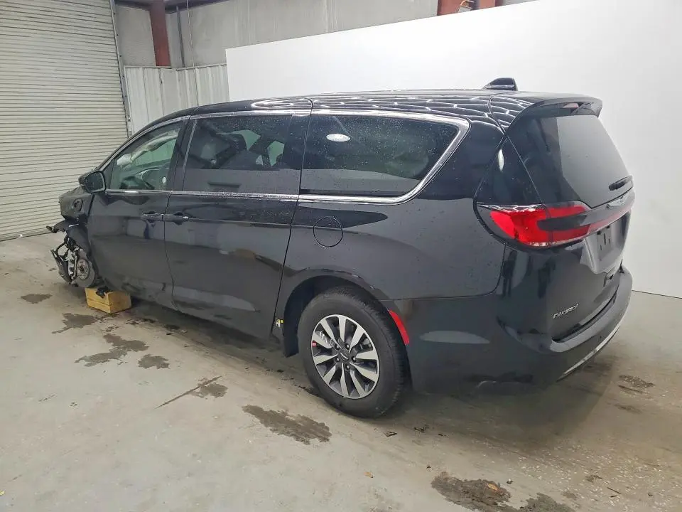 2025 CHRYSLER PACIFICA HYBRID SELECT  