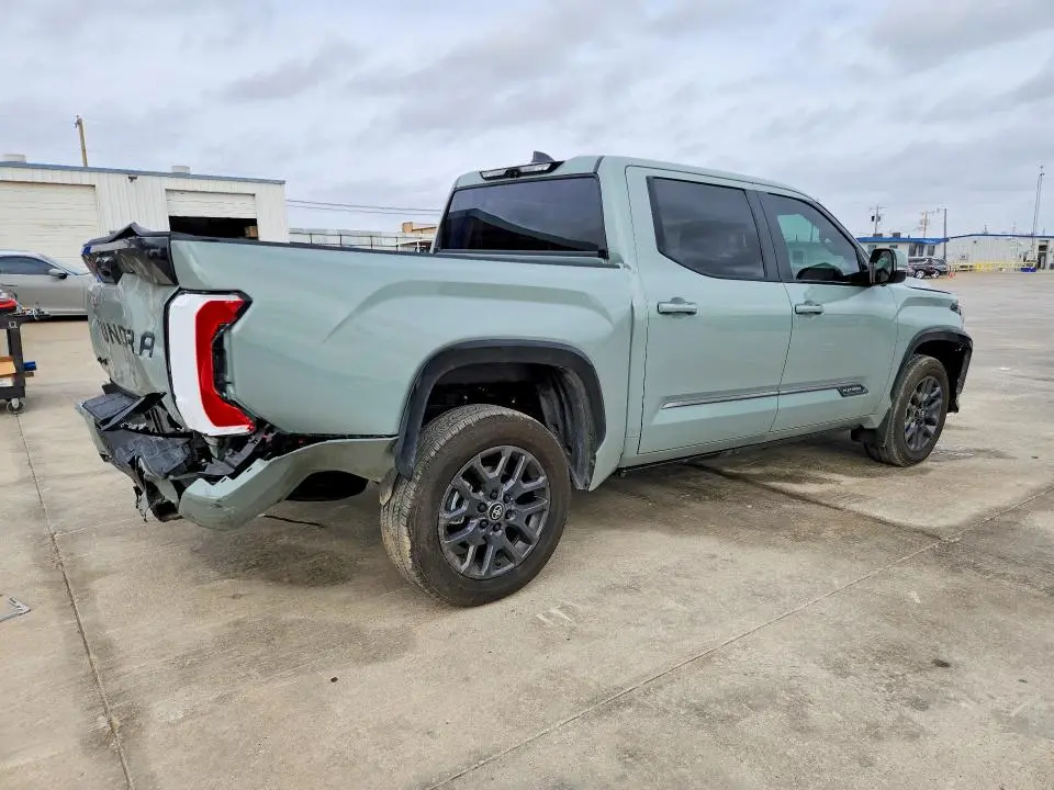 2025 TOYOTA TUNDRA   