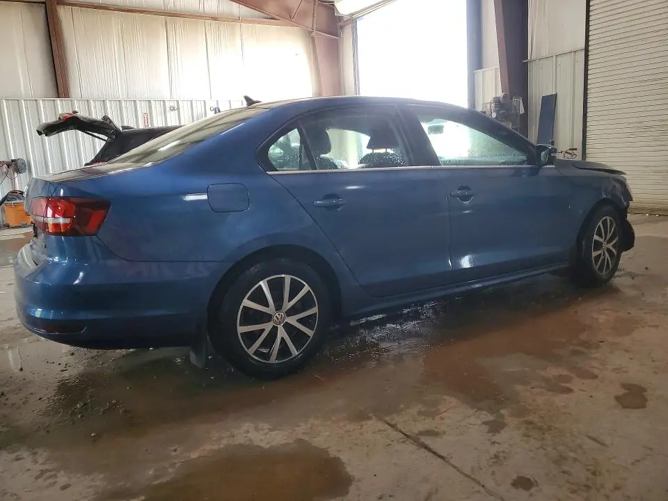 2017 VOLKSWAGEN JETTA SE  