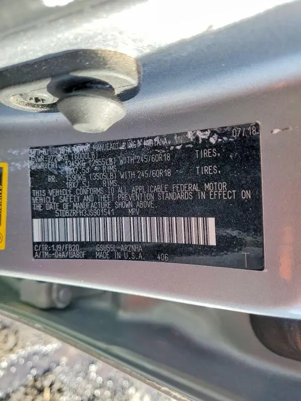 2018 TOYOTA HIGHLANDER LE  