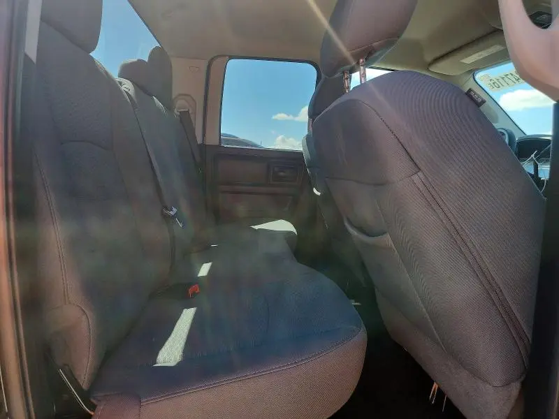 2013 RAM 1500 ST  