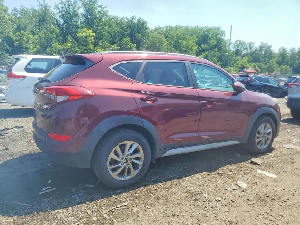 2017 HYUNDAI TUCSON SE  