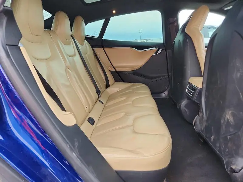 2015 TESLA MODEL S 70D  