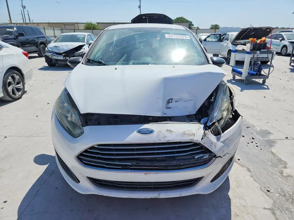 2018 FORD FIESTA SE  