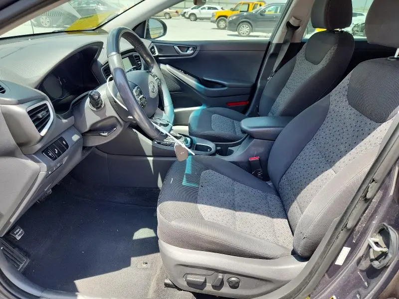 2017 HYUNDAI IONIQ SEL  