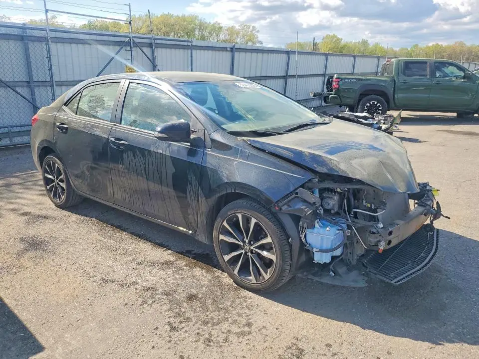 2019 TOYOTA COROLLA SE  
